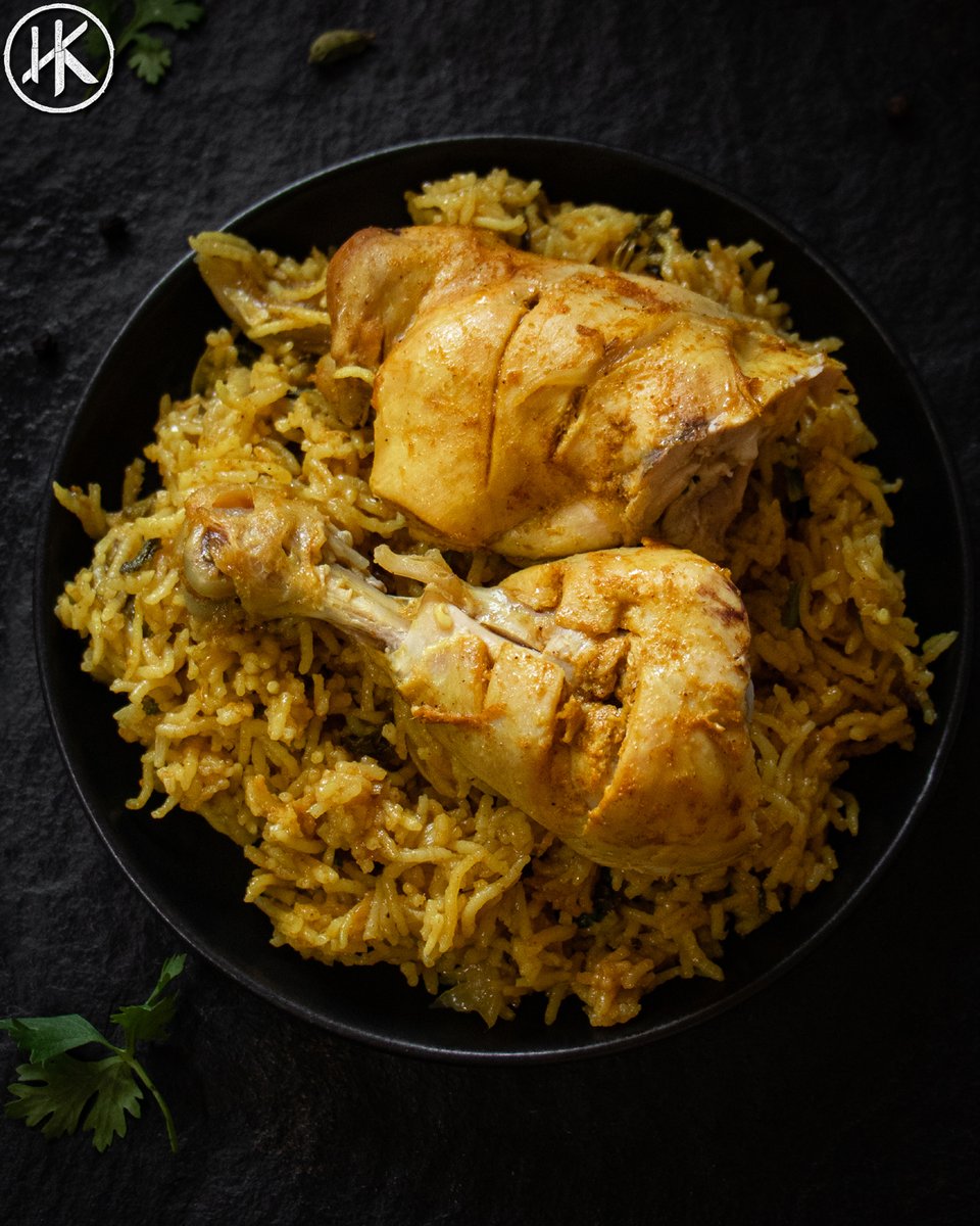 In 2024, Indians ordered an average of 158 biryani orders per minute, which translates to roughly two biryanis every second, according to Swiggy's annual report. 

My healthy chicken biryani recipe: youtu.be/3GZQdQizoA0

#biryani #recipe #cooking #instantpot