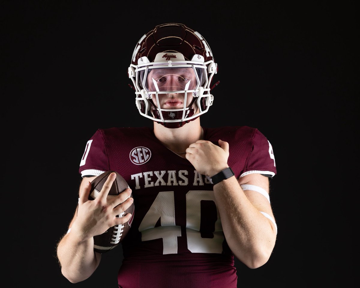 GrayEvans13's tweet image. The comeback is always stronger when God writes the script
Year One 🔜 #GigEm👍