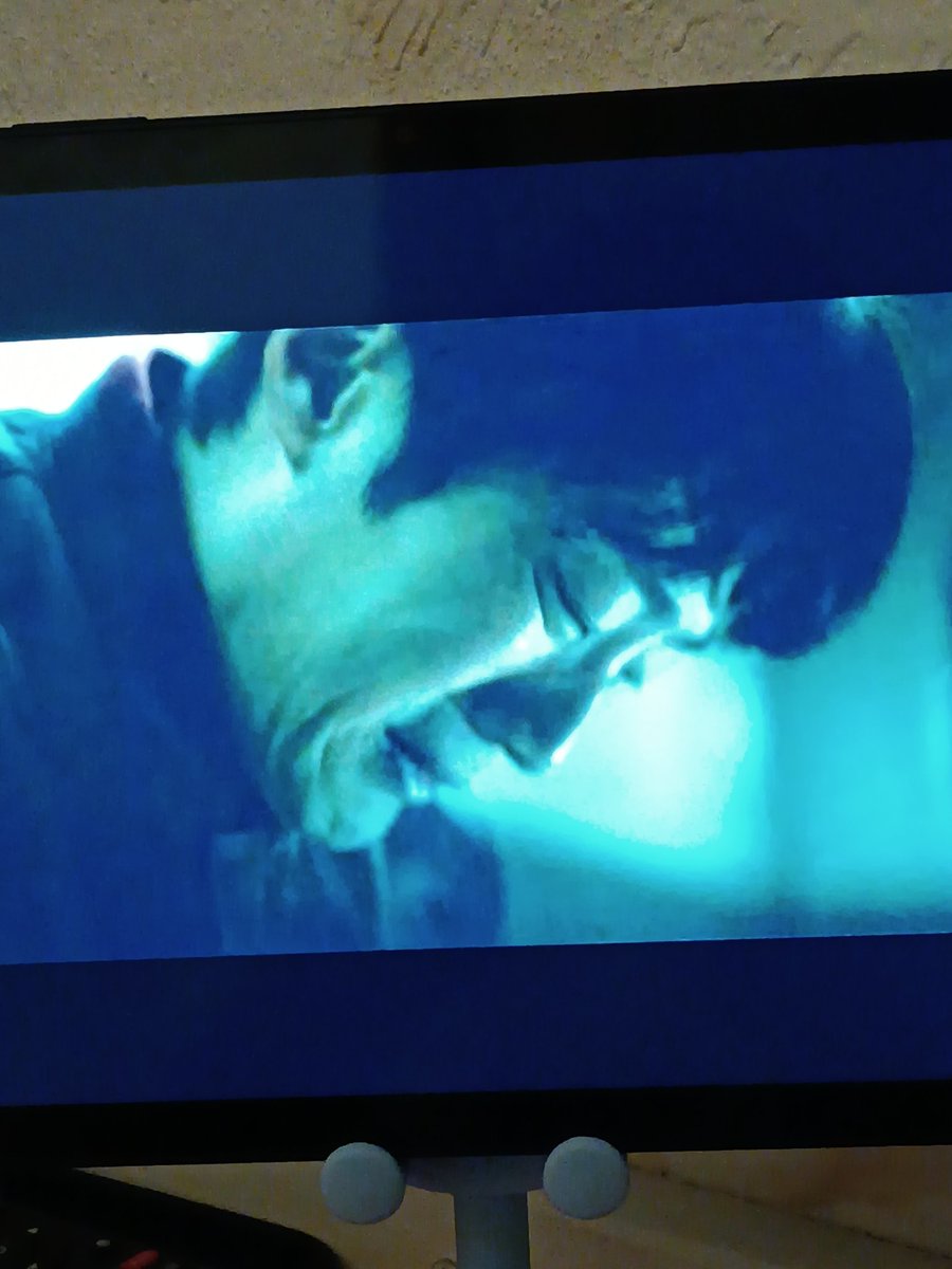 Tô assistindo essa pedrada de Dorama na Netflix, chamada Carma e sinceramente tá valendo a pena cada minuto desse Dorama só no terceiro EP já veio desenrolar que eu nem esperava.