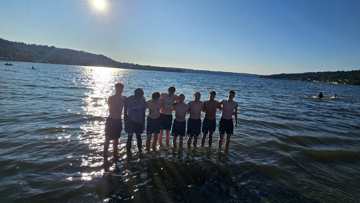 LCTWOLVES's tweet image. Thanks @WIBCA for an incredible event. What a fun group we have. 4-0 on the weekend. 25-0 overall. Summer session over ✔️. Real work begins now. @CarlsonJordan34 @andyirgens @PaxWiney5 @jacksonander22 @Jwatson120