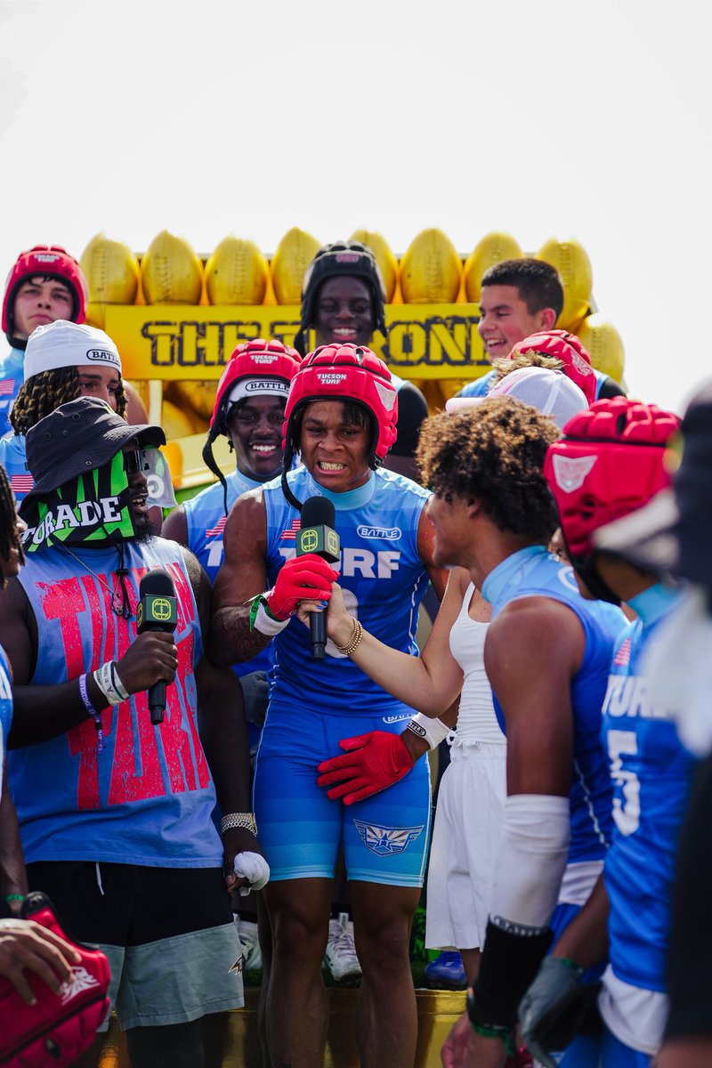 KindallBrown2's tweet image. Stats from the weekend:
7 targets
4 PBU’s
1 Interception (Game Sealing)

An experience i’ll remember for a lifetime, thank you @TucsonTurfElite for the opportunity to show that I can ball on the biggest 7 on 7 stage in the world.