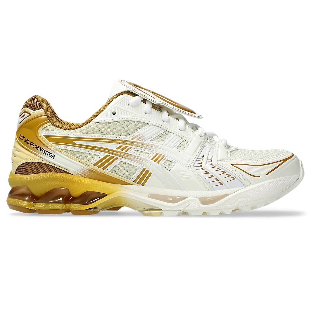 DongKrub's tweet photo. ร้าน Canival ในชอปปี้ เปิดตัวรองเท้าแฟชั่นตัวที่ใส่สบาย ของ ASICS 1203A528.100 GEL-KAYANO 14 CREAM/MINERAL BROWN ในราคา ฿5,400 
(สมัยก่อนรุ่นนี้บางสีราคารีเซลพุ่งไป 2 หมื่นกันเลยนะ)
วันนี้ไม่ต้องจ่ายขนาดนั้น แต่แนะนำให้รีบกดซืัอก่อนของหมด 
พิกัด https://t.co/YMluSppI6W https://t.co/4av6mbIMqp