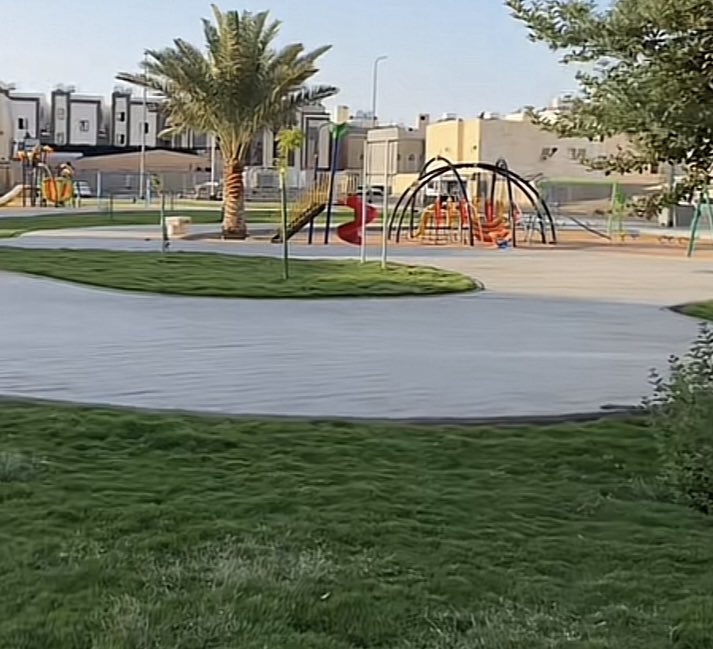 ( قال كذلك قال ربك هوعليّ هين وقد خلقتك من قبل ولم تك شيئاً )

( اذ نادى ربه نداء خفياً )
( يازكريا إنانبشرك بغلام اسمه يحي لم نجعل له من قبل سمياً )
نبي الله يحي ولد من امٍ عجوز عاقر واب طاعن بالسن ليكون بارا بوالديه على كبرهم
ونبي الله عيسى ولدمن غير اب وتكلم في المهد ليبرئ امه