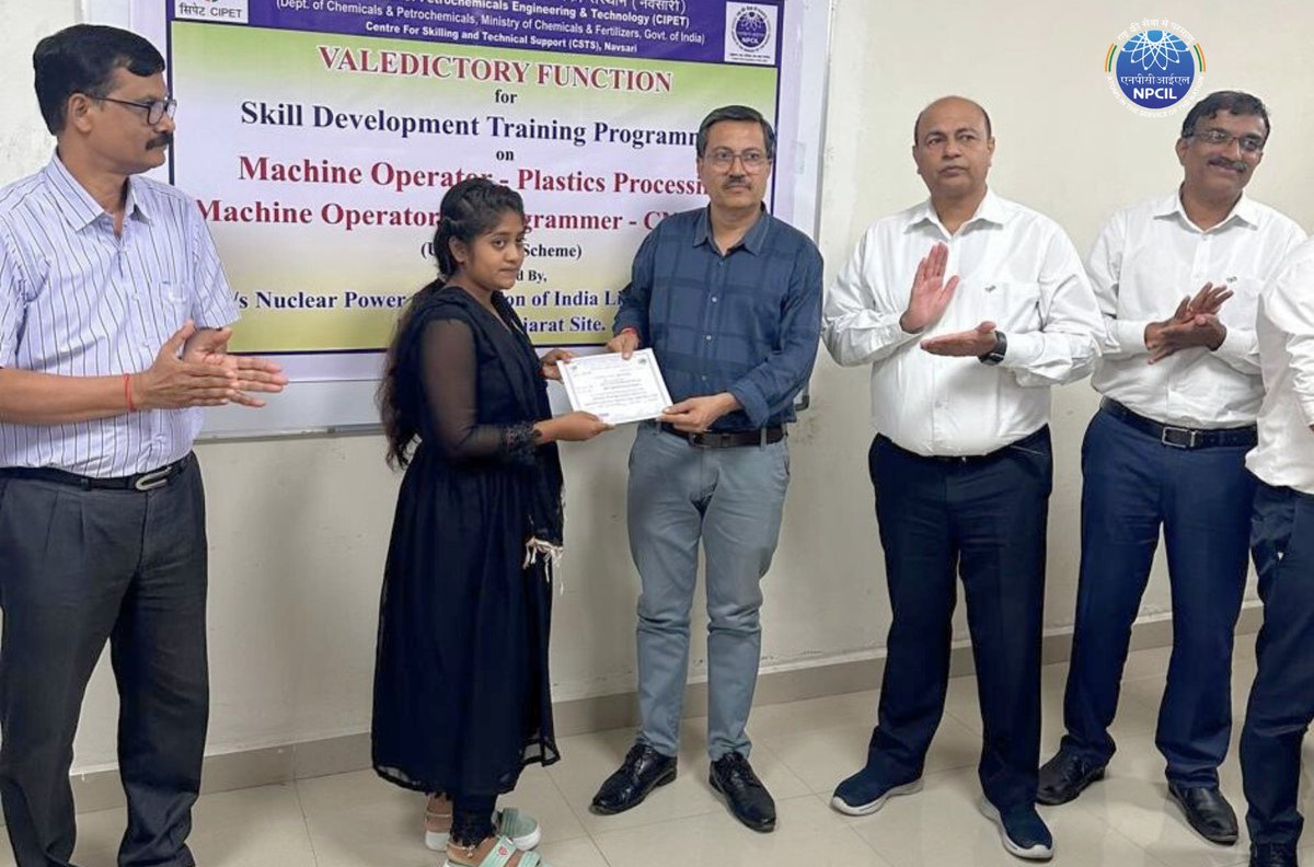 NPCIL Official (@npcilofficial) on Twitter photo हुनर से समृद्धि की ओर
Empowering Futures Through Skills
NPCIL's #KakraparGujaratSite, under its #CSR initiative, is shaping a better tomorrow by nurturing talent in nearby villages.
#NPCILCSR #YouthEmpowerment #CorporateSocialResponsibility
<a href="/MSDESkillIndia/">Skill India</a> हुनर से समृद्धि की ओर
Empowering Futures Through Skills
NPCIL's #KakraparGujaratSite, under its #CSR initiative, is shaping a better tomorrow by nurturing talent in nearby villages.
#NPCILCSR #YouthEmpowerment #CorporateSocialResponsibility
<a href="/MSDESkillIndia/">Skill India</a>