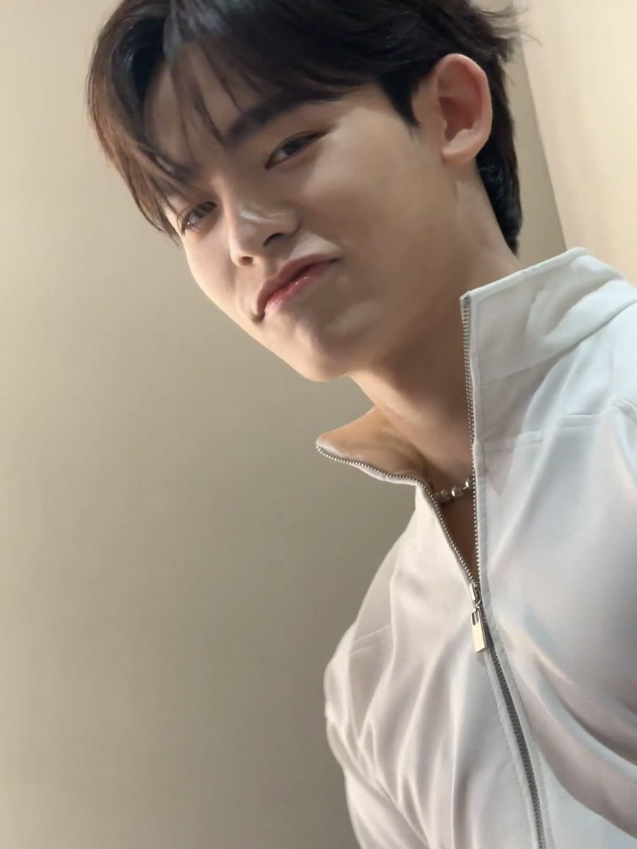 babexpor's tweet photo. จั๊นใจเจ็บมาก น้องเบะแล้วอะ ตี๋ตี๋ทำไร 😭 https://t.co/WdEoiocERl