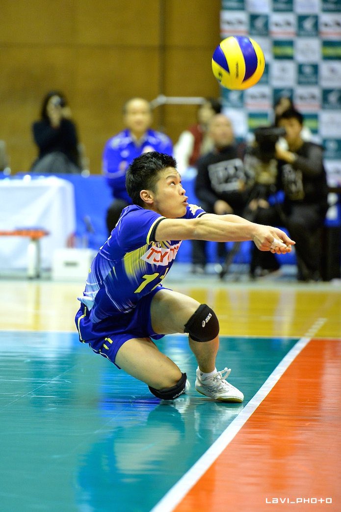 VolleySunHawks's tweet photo. 🏐🦅
【引退選手のお知らせ】
この度、2024-2025シーズンをもちまして
トヨタ自動車サンホークスの心臓
#福島孝輝選手　が現役を引退することとなりました。
これまでの温かいご声援、誠にありがとうございました。

本人コメントはこちら
https://t.co/tcBVTpLqf8 https://t.co/tuwCC0Q0x1