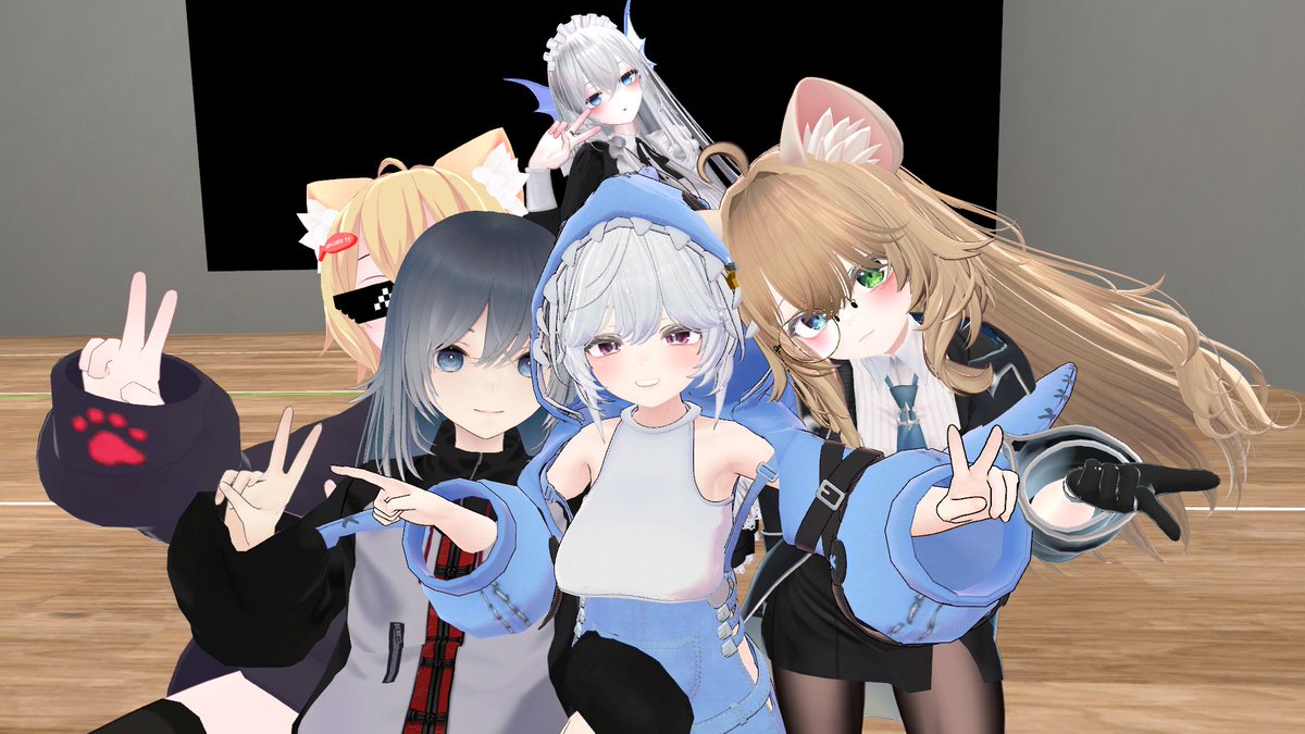 Kin_Ivanite's tweet photo. 与朋友在一起玩很开心!
友達と一緒に遊ぶのはとても楽しい!
#vrchat #vrc https://t.co/gFUQyjYyEp