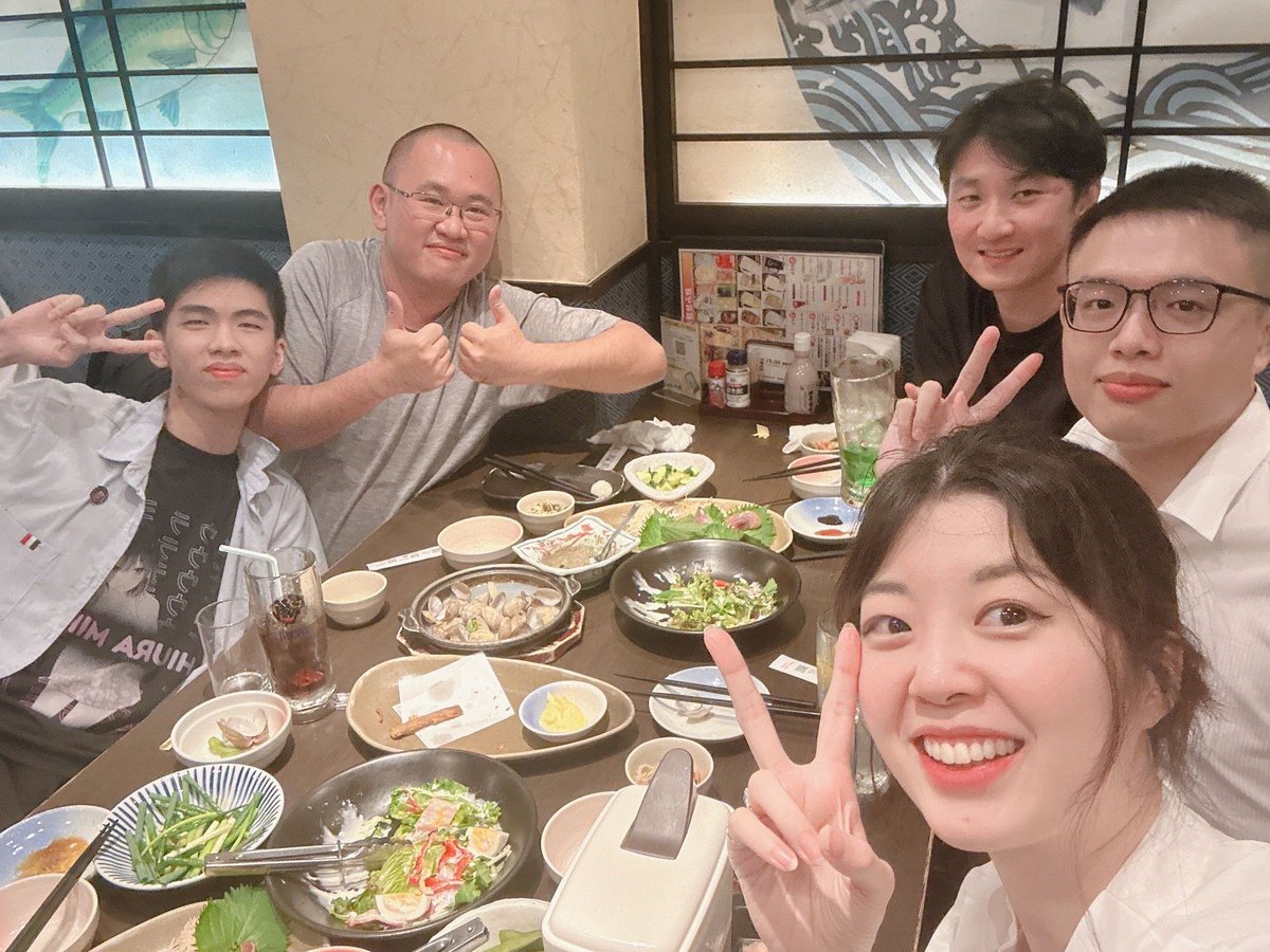 MahjongIsFun's tweet photo. [Recap] APRC 2025 after-party

I hope we’ll meet again at the next tournament 🥳 The players from HRMC will do their best to play even better! Let’s make Riichi Mahjong a true mind sport 🀄️

#麻雀 #Mahjong #Tokyo #Vietnam https://t.co/hEEEi7QRdK