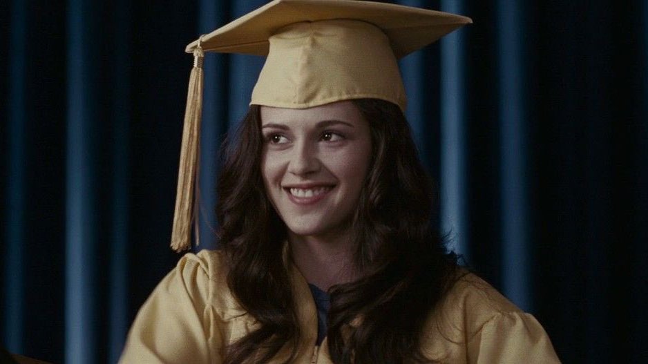 FilmUpdates's tweet image. 15 years ago, ‘THE TWILIGHT SAGA: ECLIPSE’ released in theaters.