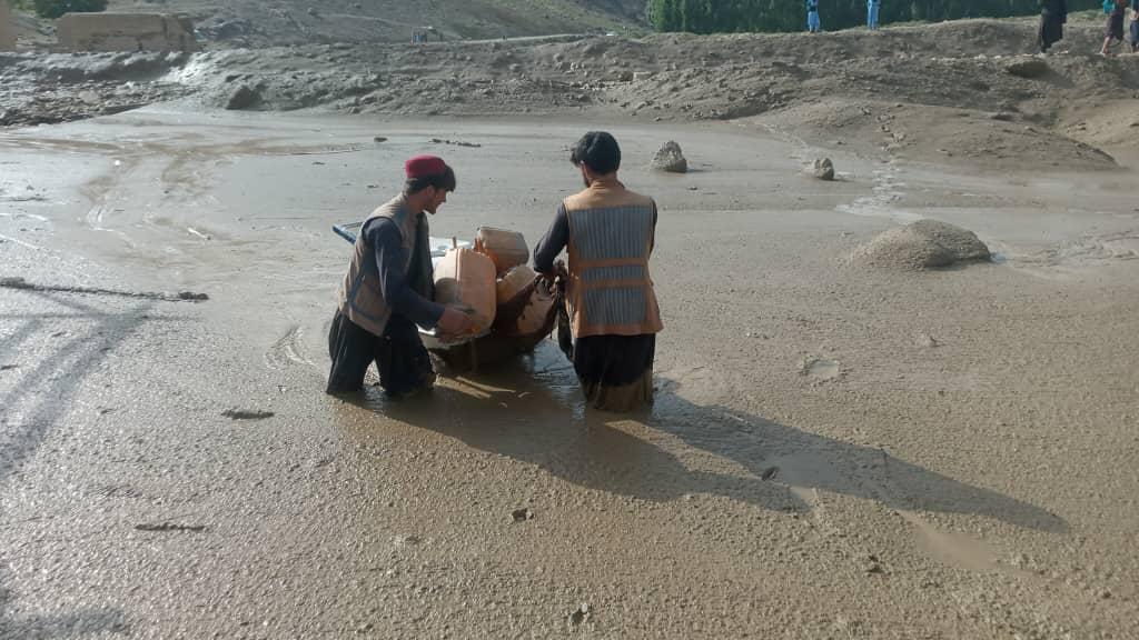 FAOAfghanistan's tweet image. 🚨 Flash floods in eastern provinces are hitting communities & agriculture hard. New risk of floods also likely in parts of the southeastern region this week.
@FAO & UN partners are assessing the impact and stands ready to support affected communities.
📸Damaged fields, Wardak