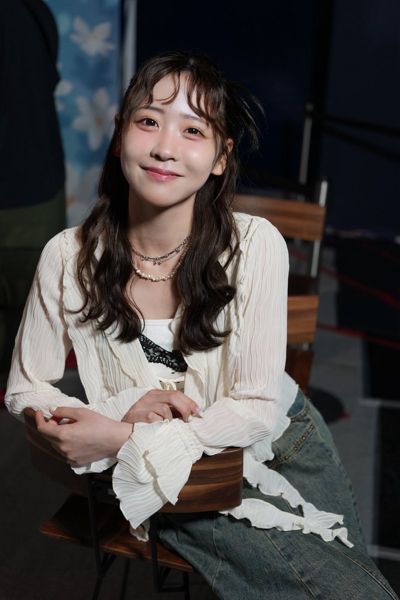 【超貴重・新品】YUI オリジナル ピック again 応募 当選品 ランウェイ前の大人な優衣ちゃんを発見📸💡 いつもよりちょっぴり違う