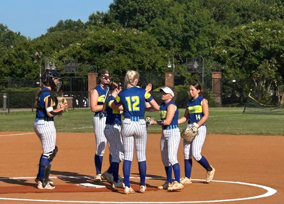 CoachRip2's tweet image. CSF KNOCKOUTS PREMIER had a great weekend 2025 EAST COAST FIREWORKS in Rock Hill, SC. The team went 5-1, with 44 hits, 4HRs, 9 DBLs, 31 Singles, 30 RBIs and on defense 13 Dbl Plays. This team was on 🔥. @UNCSoftball @Vol_Softball @ShawneeStateSB @UAV_Softball @ONUSoftball…