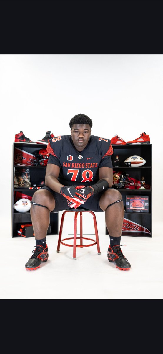 Andre White (@andrewh16276225) on Twitter photo You come a long way since you first laced em up <a href="/malik_white78/">Malik White</a> got a long way to go. Keep grinding! You come a long way since you first laced em up <a href="/malik_white78/">Malik White</a> got a long way to go. Keep grinding!
