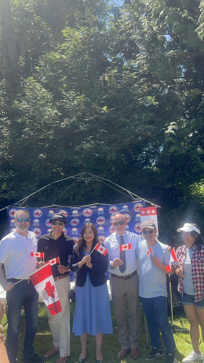 GarryBeggBC's tweet image. Celebrated an early Canada Day with the vibrant Laos Community Association of BC — such a great day in the heat! Grateful for the warm welcome, the incredible food, and the chance to experience such rich culture.