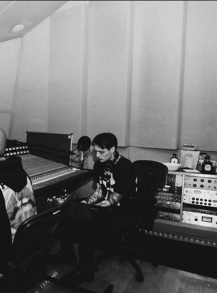 Peso Pluma 🥷🕸️🕷️ (@elpesopluma) on Twitter photo 