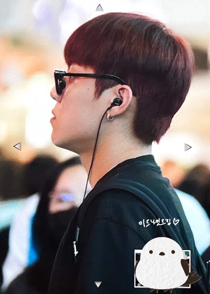 MNDM_wj's tweet photo. 250630 桃園機場出境

柴柴掰餔 謝謝你來❤️

#박우진 #AB6IX #우진이는바보다 https://t.co/v1TE7IYXE9