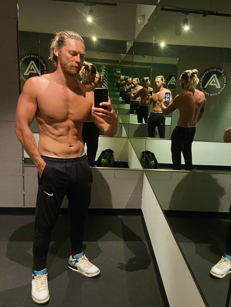 Year 41. Eggs, meat, lift a lot, run, swim (tan and good lighting).