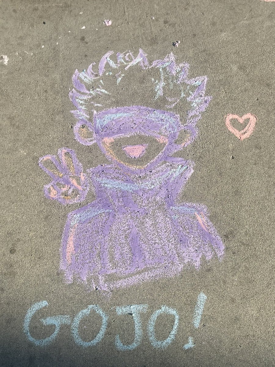 wonderosity_ALT's tweet image. drew a gojo in the park! only for it to get ruined the next day lol 💀