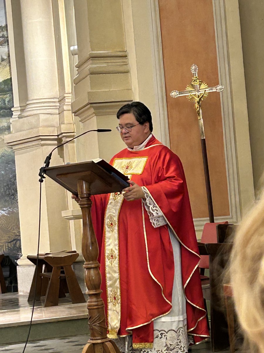 Joëlle Mélin (@joellemelinrn) on Twitter photo Le père Tran a dit au revoir à ses paroissiens de Cuges et de Gémenos : une messe joyeuse comme lui et un moment d’émotion communicative : nous lui souhaitons un bel avenir dans sa nouvelle paroisse <a href="/RNational_off/">Rassemblement National</a> <a href="/MLP_officiel/">Marine Le Pen</a> Le père Tran a dit au revoir à ses paroissiens de Cuges et de Gémenos : une messe joyeuse comme lui et un moment d’émotion communicative : nous lui souhaitons un bel avenir dans sa nouvelle paroisse <a href="/RNational_off/">Rassemblement National</a> <a href="/MLP_officiel/">Marine Le Pen</a>