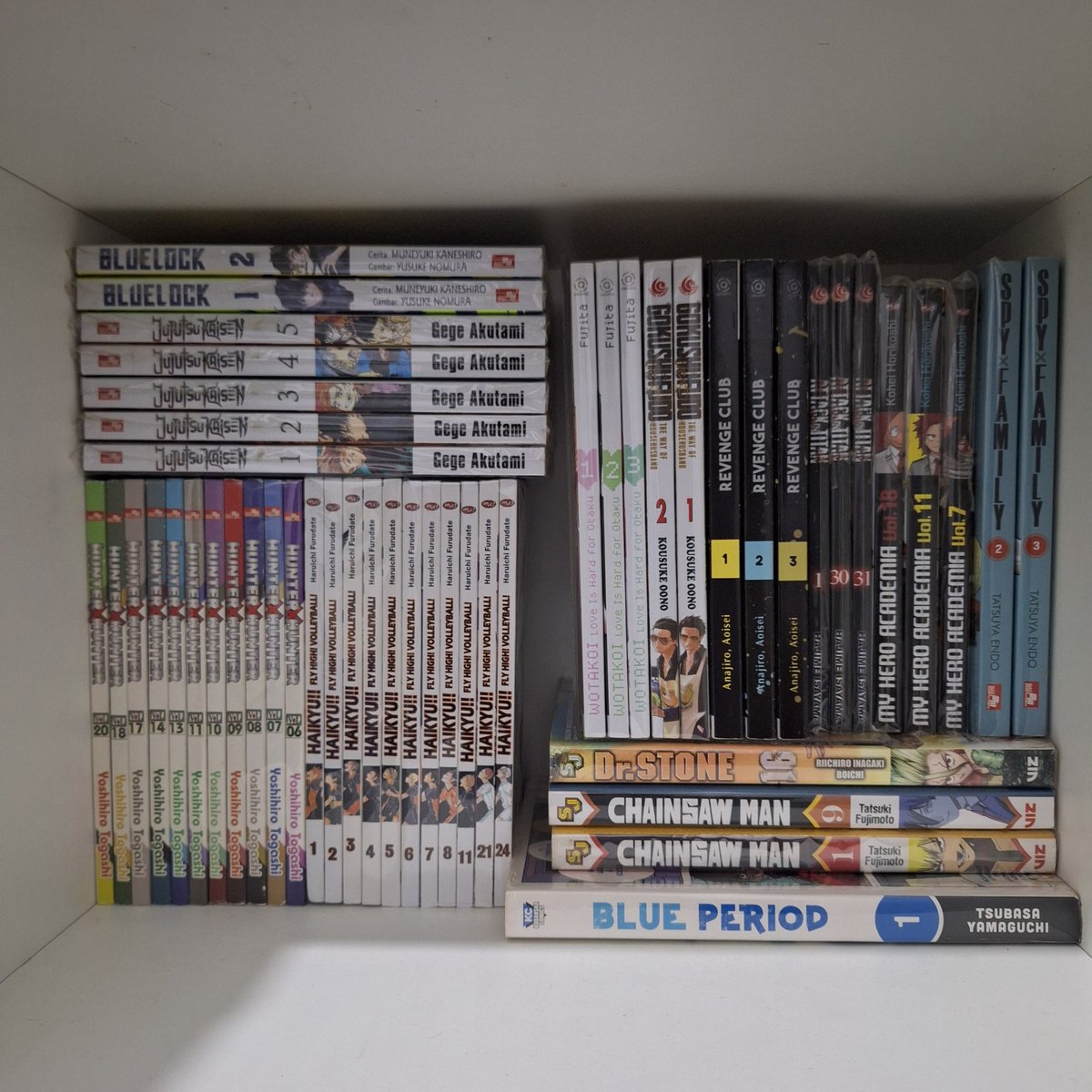 whiiskeyzz's tweet photo. wts / want to sell komik unsealed~

📦 start from 8k–25k (take >1 bisa nego!)
detail &amp; condi on dm! 📩🙆‍♀️

spyxfamily, aot, revenge club, gokushufudo, wotakoi, blue lock, jujutsu kaisen, haikyu, hxh, blue period (en), csm (en), drstone (en)

#wtskomik #wtsmanga #warunganime https://t.co/aD8zHhsuqD
