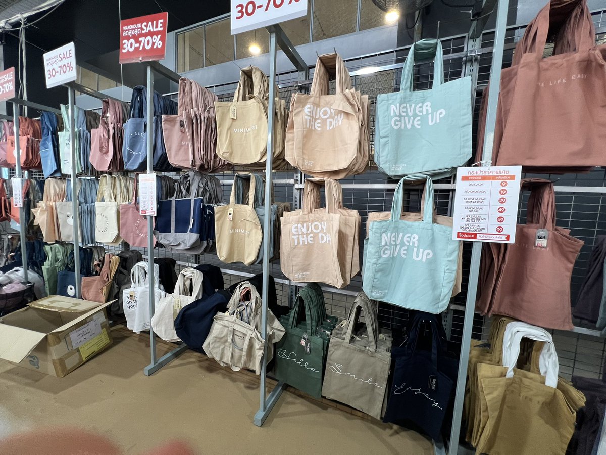 panpannzx's tweet photo. รับหิ้วโมชิ moshi 
🔥โมชิลดราคา 30%-70% หิ้วที่โกดังโมชิค่ะ 

📍ค่าหิ้ว15 บาททุกรายการ
📮ค่าส่ง 40.-  

Dm มาสอบถามได้ค่า

 #โมชิโมชิ #ตลาดนัดnct #ตลาดนัดRIIZE
#MOSHIMOSHI #รับหิ้วsanrio #รับหิ้วโมชิ #รับหิ้วmoshi #ตลาดนัดsanrio 
#ตลา��นัดnct #ตลาดนัดbus 
 #THEDREAMSHOW4_in_BKK https://t.co/JtSYJGs24Y