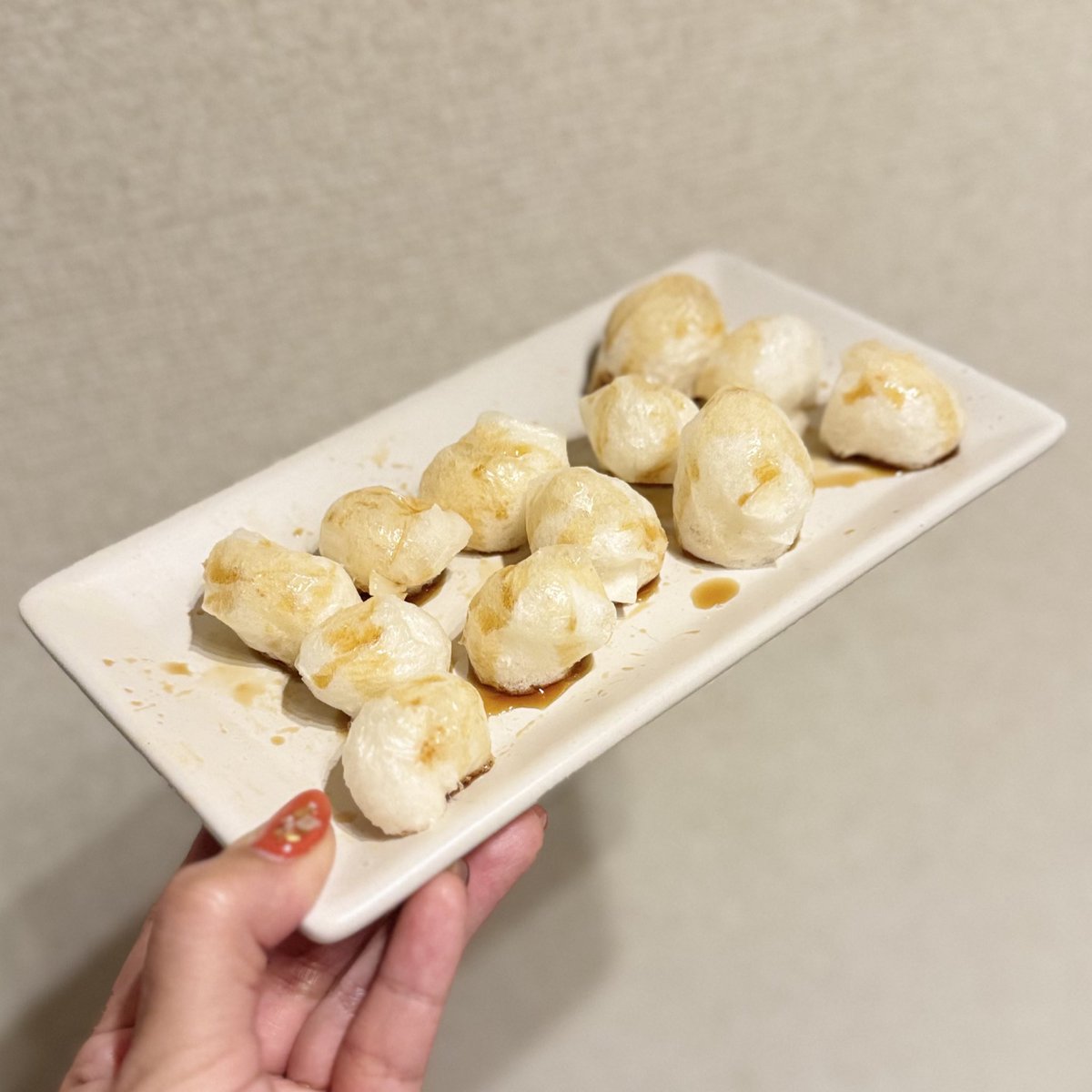 これは小4息子が作ってくれた切り餅で作ったあられ🐴🍴（普通にウマかった）
