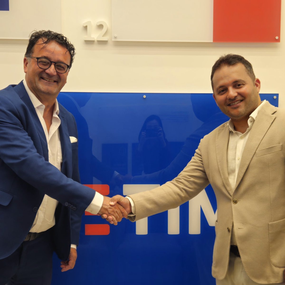 AbdulAliyev3's tweet photo. TiM🇮🇹🤝🇦🇿R Group
This is a great opportunity to introduce innovative agrotech in Azerbaijan and expand our products (farmer scoring) into the European market, Rome Italy https://t.co/jCA36ojeQA