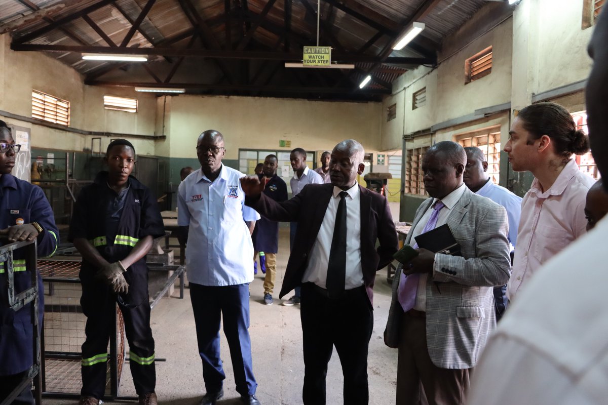 Enabel in Uganda (@enabelinuganda) on Twitter photo We were joined by @EUinUganda for a milestone visit to <a href="/lugogovti3/">Lugogo Vocational Training institute</a>โthe first under the #WeWorkUG project!
Through this partnership, weโre promoting TVET as a real pathway to employment, by equipping youth with practical, in-demand skills and strengthening ties with the private We were joined by @EUinUganda for a milestone visit to <a href="/lugogovti3/">Lugogo Vocational Training institute</a>โthe first under the #WeWorkUG project!
Through this partnership, weโre promoting TVET as a real pathway to employment, by equipping youth with practical, in-demand skills and strengthening ties with the private