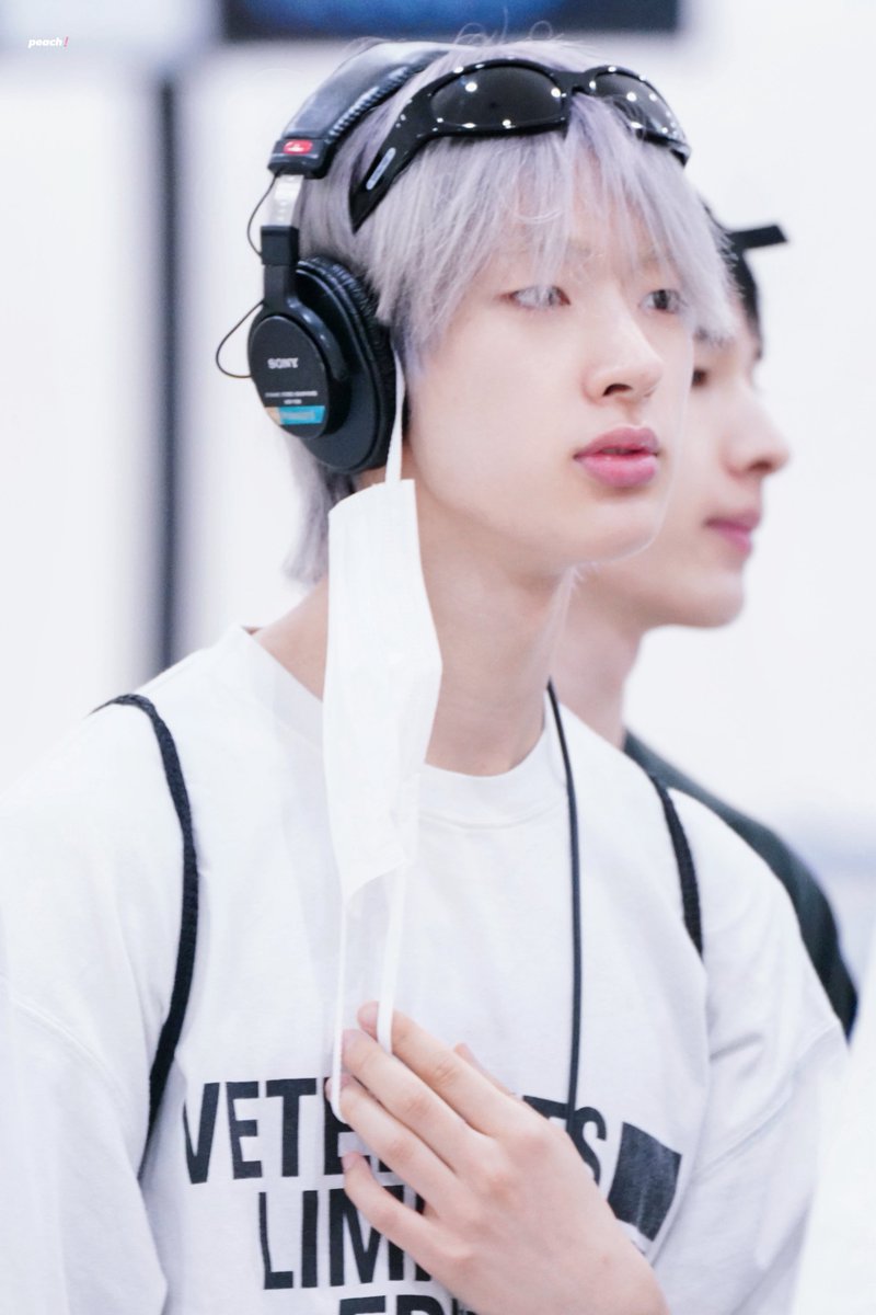 peachmy0119's tweet photo. 250630 HND 도착

#NEXZ #넥스지 #ネクスジ
#TOMOYA #토모야 #トモヤ https://t.co/SN581paZmL