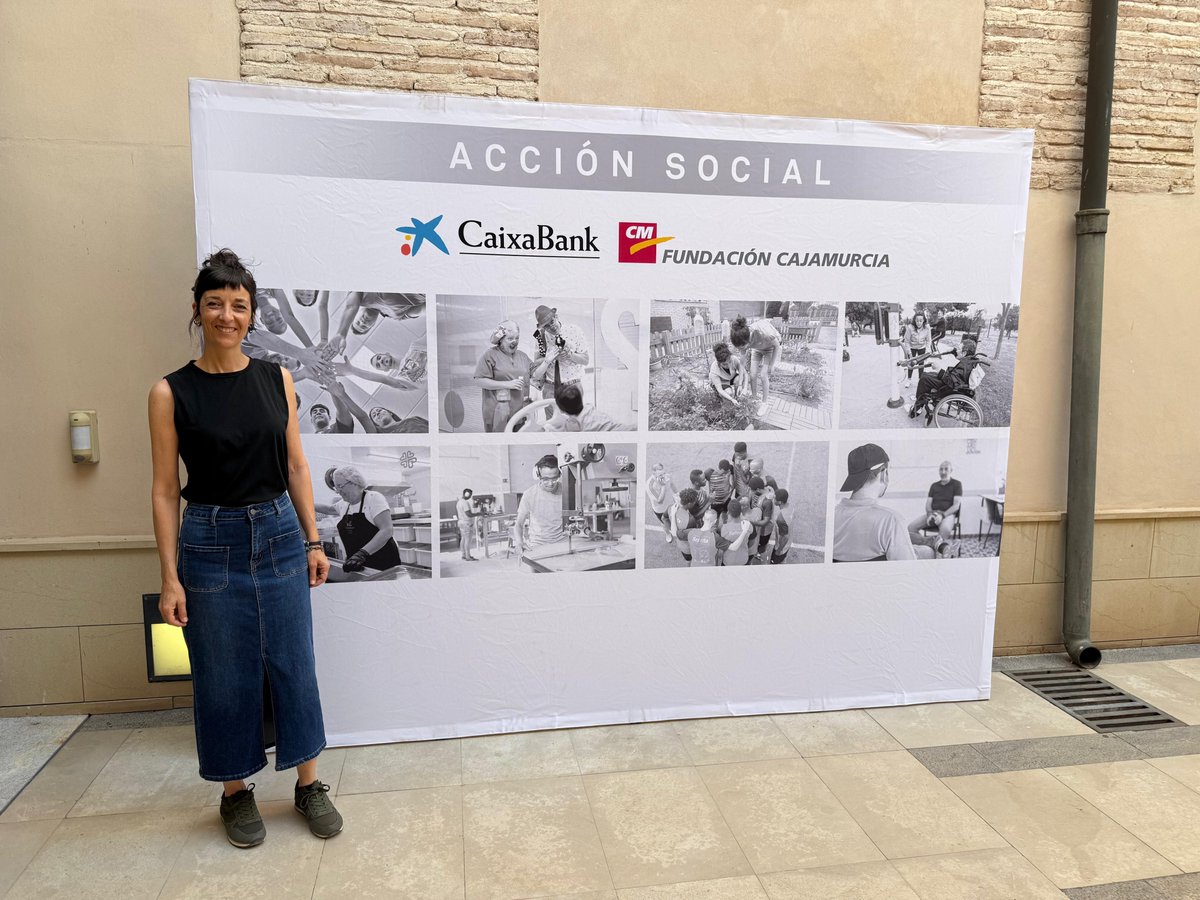 Federación Salud Mental Región de Murcia (@saludmentalrm) on Twitter photo La Convocatoria de Acción Social 2025 de la Fundación Cajamurcia y CaixaBank ha vuelto a contar con <a href="/SaludMentalRM/">Federación Salud Mental Región de Murcia</a> y les acompañamos hace unos días en un gran acto en el que visibilizaron los 75 proyectos que beneficiarán a más de 29.000 personas en la Región 👏 La Convocatoria de Acción Social 2025 de la Fundación Cajamurcia y CaixaBank ha vuelto a contar con <a href="/SaludMentalRM/">Federación Salud Mental Región de Murcia</a> y les acompañamos hace unos días en un gran acto en el que visibilizaron los 75 proyectos que beneficiarán a más de 29.000 personas en la Región 👏