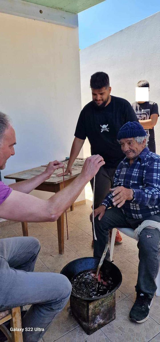 Η Πέτρα Τήλος αποχαιρετά με αγάπη και ευγνωμοσύνη τον Μενέλαο Καραγεωργίου. Ένας υπέροχος άνθρωπος, με μοναδικό χαμόγελο και τόσο γλυκιά παρουσία στο νησί της Τήλου. Ένας άνθρωπος που μας ζέσταινε με τις ιστορίες του, τις γνώσεις του για την ιστορία και την παράδοση της Τήλου.