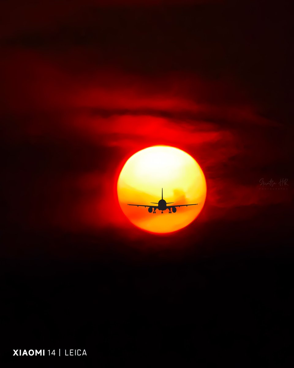 Srivatsa_23's tweet image. Let life happen. 📸✈️
You can't control everything, Sometimes you just need to relax and have faith that things will workout.
ShotOn : #Xiaomi14 @XiaomiIndia @Xiaomi
@leijun @sandeep9sarma @CeliaKayo @pixelwithme @MiFCBengaluru @XuFei_Xiaomi @WilliamLuXiaomi