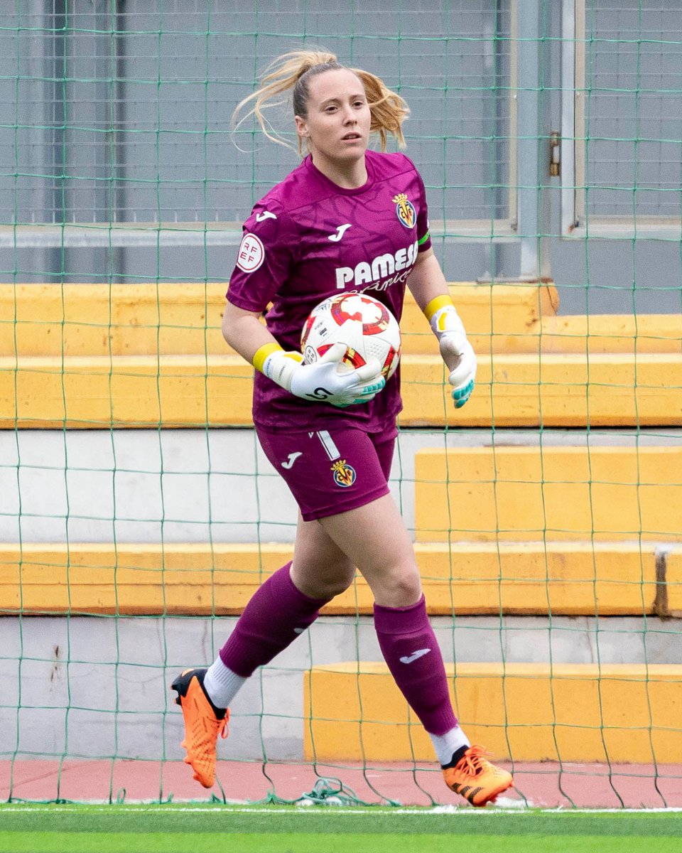 Las futbolistas Carmen Carbonell, Lena Pérez, Vicky Benítez, Elena Gil, Paula Guererro, Rita Almeida, Nerea Vicente, Laura Riquelme, Maria Ferreira y Marianela Szymanowski no continuarán en el Villarreal la próxima temporada.

¡Muchas gracias y suerte en el futuro 💛!