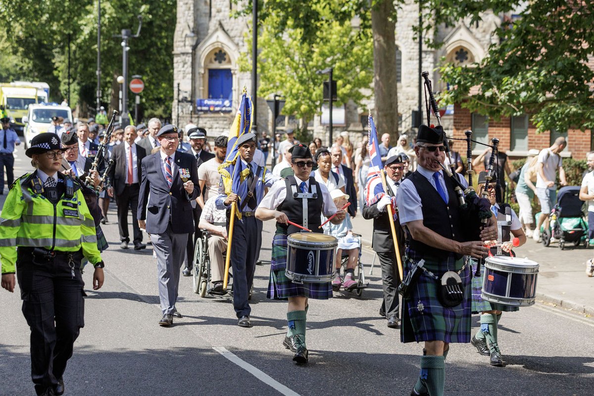 EnfieldCouncil's tweet photo. We showed our support for the wonderful service provided by our regular and reservist soldiers, sailors, airmen and women and marines, both past and present, with an event and parade in Enfield Town on Armed Forces Day this weekend. 
#ArmedForcesDay #AFD2025 https://t.co/EbaagsA6uk