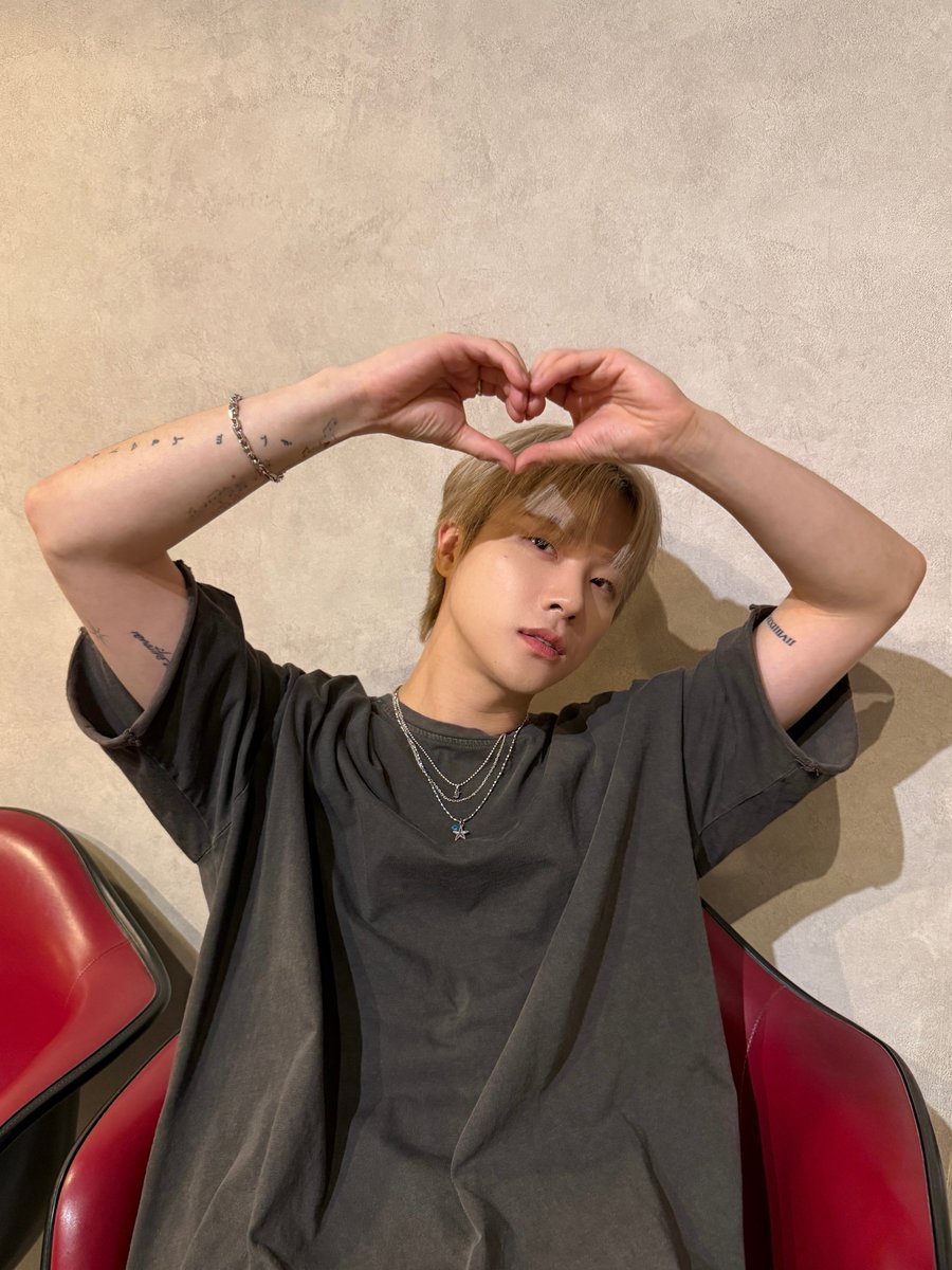 ppuyo_jay's tweet image. 이쁘게하구 뭘 찍었을까 🫶🏻