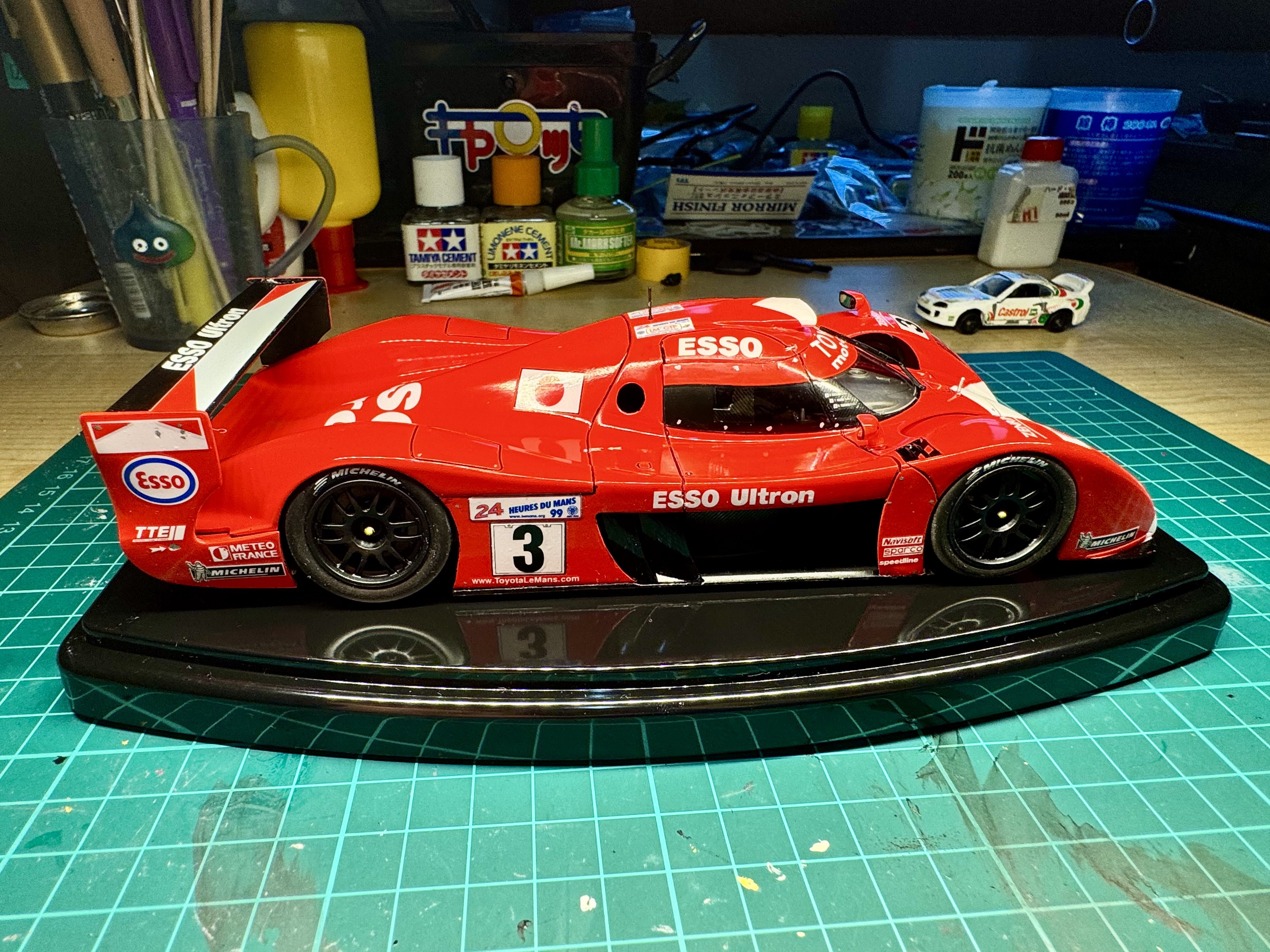 直筆サイン入り】 Toyota GT one モデルカー - メルカリ
