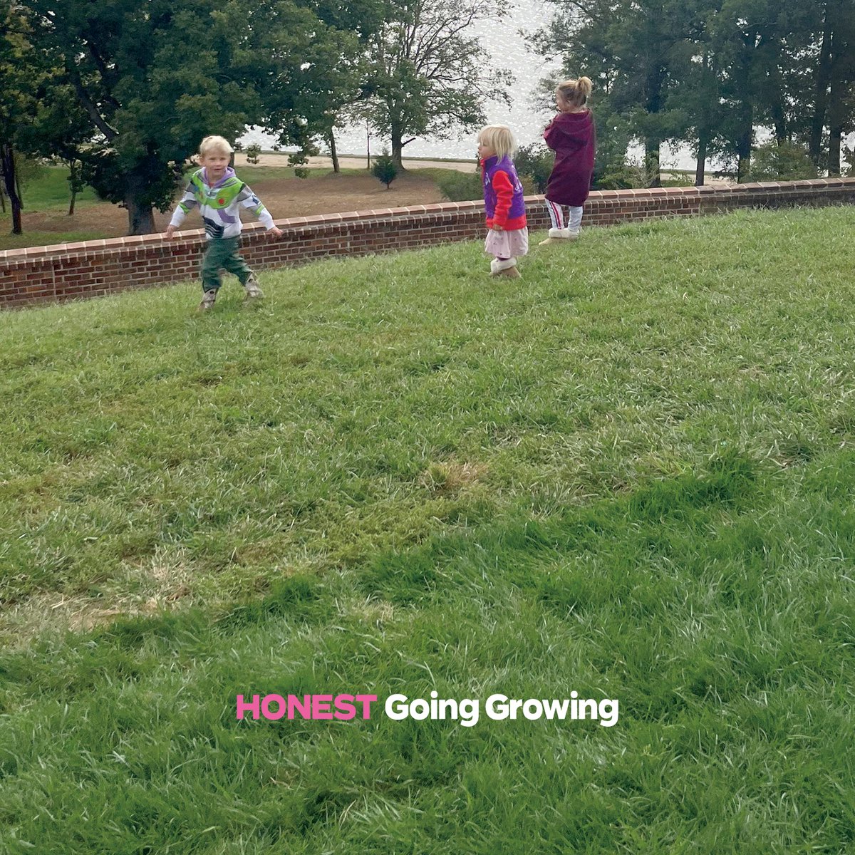 pizza_of_death's tweet photo. 【HONEST】
7/23発売の2nd フルアルバム『Going Growing』より
「Be Myself」&「Daisy」先行配信開始!
🎧https://t.co/KxOAy7VaTu
#HONEST
#7月23日発売
#GoingGrowing https://t.co/bORu2WzhGy