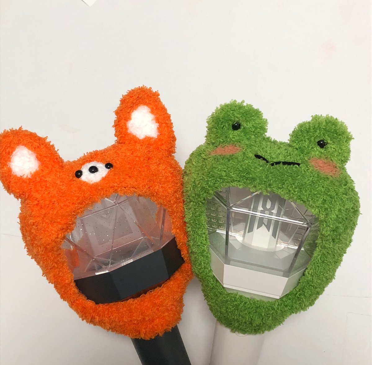 bora_mangle_'s tweet photo. 응원봉 모자 &amp; 응원봉 인형 
6월 할인 이벤트 오늘 마감합니다!!(~6/30)
스토어팜🔗https://t.co/DsZgIzeXa1
윗치폼🔗https://t.co/J3bEwEQVhf

🌟주문 건은 순차적으로 발송되고 있으니 조금만 기다려 주세요:) https://t.co/jV3u7MPWfY