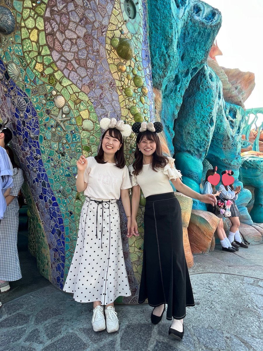 今日22時からは「オールナイトニッポン MUSIC10 」🎼
(ニッポン放送以外でお聴きの皆様へのお届けです！)

同期の熊谷アナウンサーと一緒にお送りします🐻🐱
私たちと一緒に夜を過ごしてみませんか？
感想ポストもお待ちしています🌙
#ミュージック10 

↓一緒にディズニーで遊んだ時の写真を💞