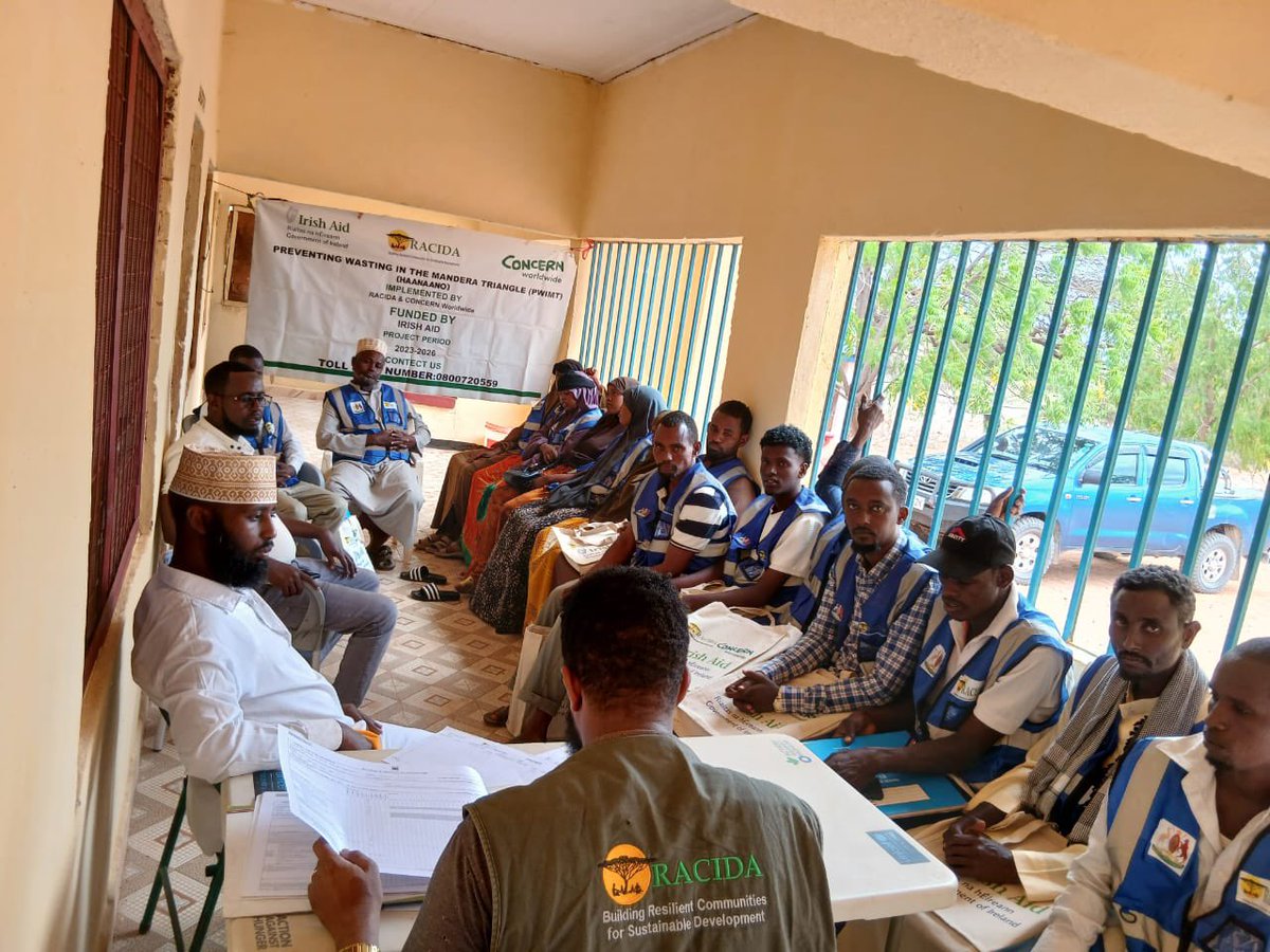 RACIDA_Ngo's tweet photo. 📊 In Mandera, RACIDA & @Concern , under the #HANAANO Program, led a review of Community Health Promoters’ #BFCI data with SCNO & SCCSFP.
Focused on #MIYCN practices from house-to-house visits—enhancing counseling, fixing gaps, refining tools & offering mentorship.
Thanks to support & funding from #IrishAid.
#RACIDA #CommunityHealth #ManderaCounty #ResilienceInAction
