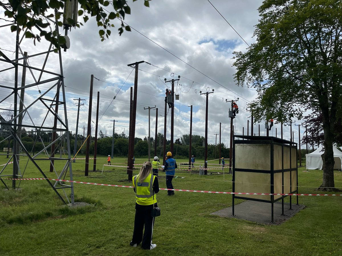 LOETB Apprenticeships (@loetbapprentice) on Twitter photo Electrical instructors Glenn & Adrian <a href="/laoisoffalyetb/">Laois and Offaly ETB</a> enjoying the competition <a href="/ESBNetworks/">ESB Networks</a> #apprentice #network #technician of the year awards #worldskills #careers #options #GenerationApprenticeship <a href="/apprenticesIrl/">Apprenticeship Irl</a> <a href="/SOLASFET/">SOLAS</a> Electrical instructors Glenn & Adrian <a href="/laoisoffalyetb/">Laois and Offaly ETB</a> enjoying the competition <a href="/ESBNetworks/">ESB Networks</a> #apprentice #network #technician of the year awards #worldskills #careers #options #GenerationApprenticeship <a href="/apprenticesIrl/">Apprenticeship Irl</a> <a href="/SOLASFET/">SOLAS</a>