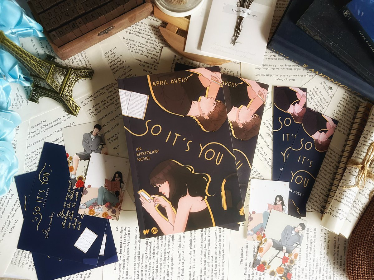 marriontheroad's tweet photo. so it’s you by april avery in film 📚🎞️✨ — my babies are finally home and they are beautiful !!!! i’m so happy 🥹

@breatheapril #SoItsYouWP #AASBooksnap #AprilAvery https://t.co/0uwnVLSasA