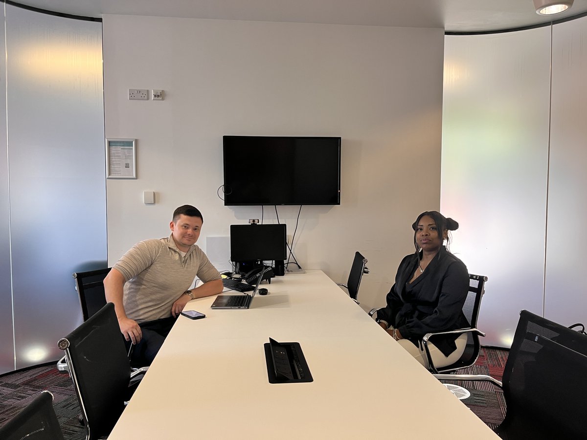 UELAdviceCentre's tweet image. Our first client session of the week is in full swing at the LAC!
Today's session was supervised by William D. from @DuncanLewis. Our student volunteer had the chance to assist two clients with Family Law matters.
@SBL_UEL
@UEL_News