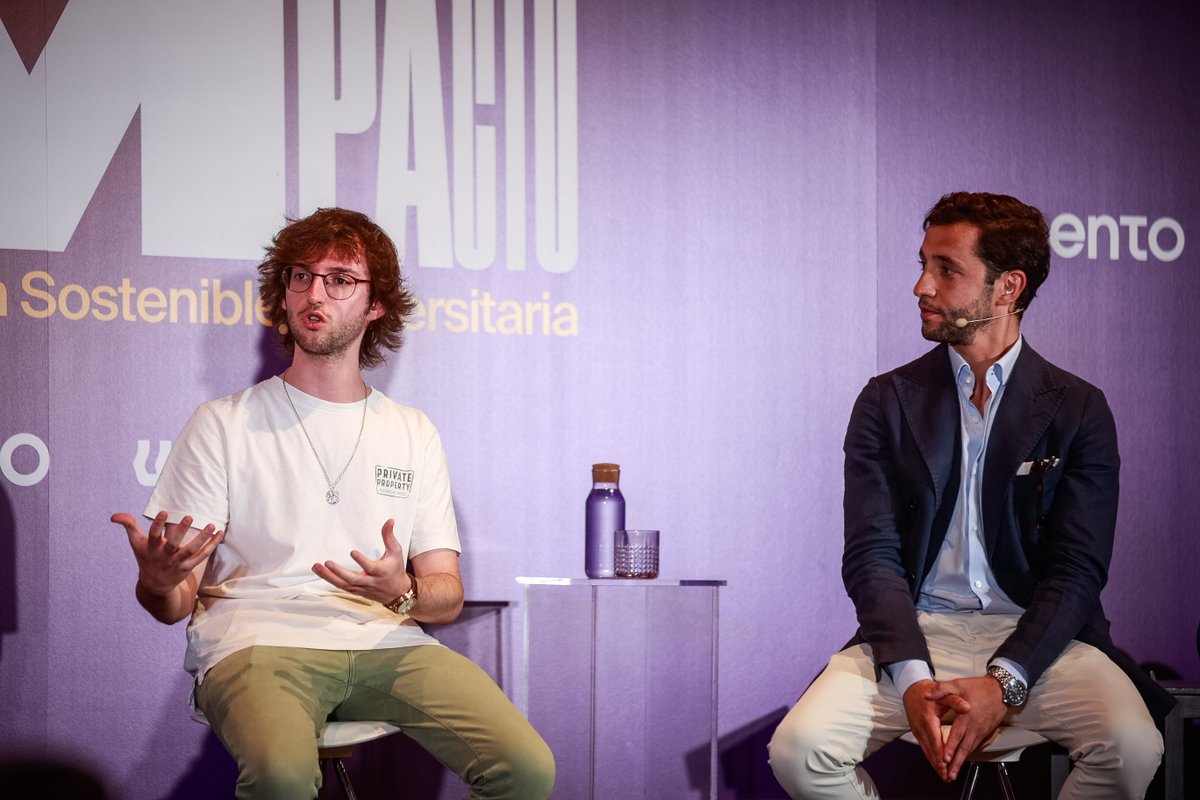 vocentoeventos's tweet photo. 💥Además, nos acompañaron @chema_garabito y @GuilleGarabito, fundadores de @speridlabs, en una entrevista inspiradora donde se habló de talento, esfuerzo e inteligencia artificial. https://t.co/tGyjWtgtiu