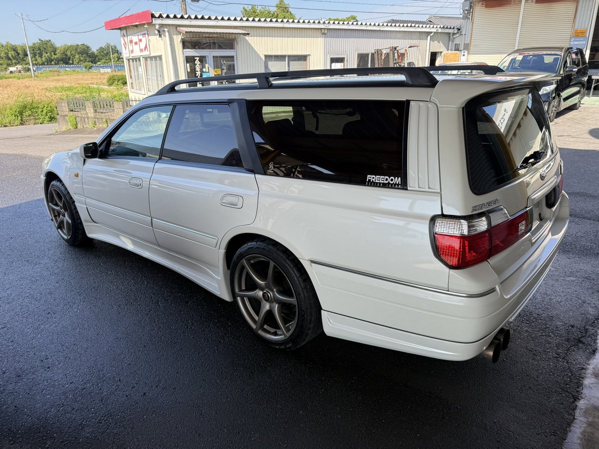 FreedomDesignJP's tweet photo. C34ステージア コンバージョンキット R34 GTR用 Ztuneスタイルフロントフェンダーを新発売します！DMへどうぞよろしくお願いします♪ https://t.co/3NyPURsD9l