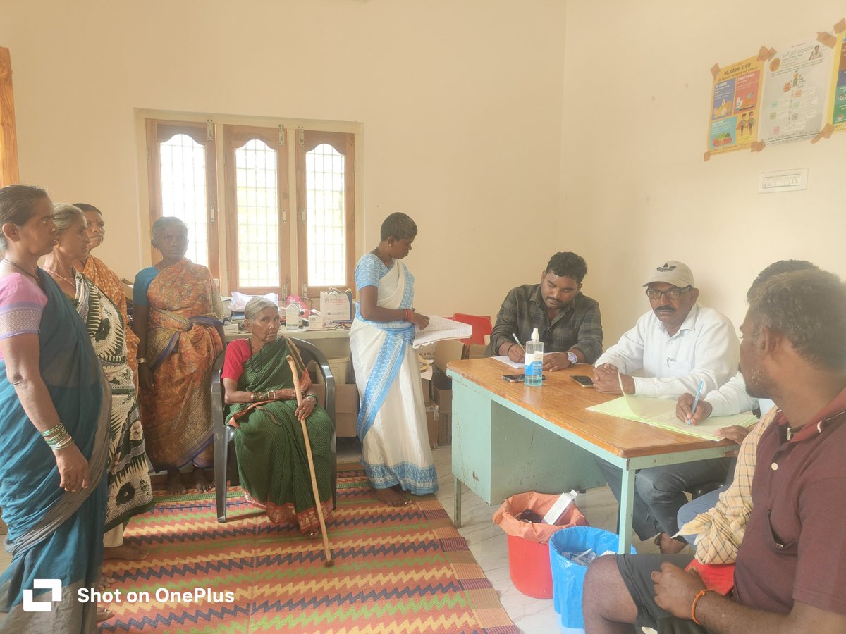 DTO Gadwal (@dtogadwal) on Twitter photo TBMuktBharat Abiyan కార్యక్రమంలో భాగంగా బోరవెల్లి విలేజ్ మనపాడ్ PHC కి సంబంధించి క్షయ వ్యాధి స్క్రీనింగ్ నిర్వహించడం జరిగినది. #tbmuktbharatabiyan <a href="/StateTb/">State TB Cell, Telangana</a> <a href="/maheshgorla/">Mahesh Gorla</a> TBMuktBharat Abiyan కార్యక్రమంలో భాగంగా బోరవెల్లి విలేజ్ మనపాడ్ PHC కి సంబంధించి క్షయ వ్యాధి స్క్రీనింగ్ నిర్వహించడం జరిగినది. #tbmuktbharatabiyan <a href="/StateTb/">State TB Cell, Telangana</a> <a href="/maheshgorla/">Mahesh Gorla</a>