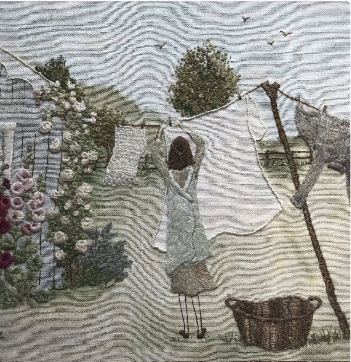CDhubh's tweet image. 'The Washing Line' embroidery by Caroline Zoob (see
carolinezoob.co.uk) for #MondayLaundry
@Monday4Laundry
@GerwatVirginia