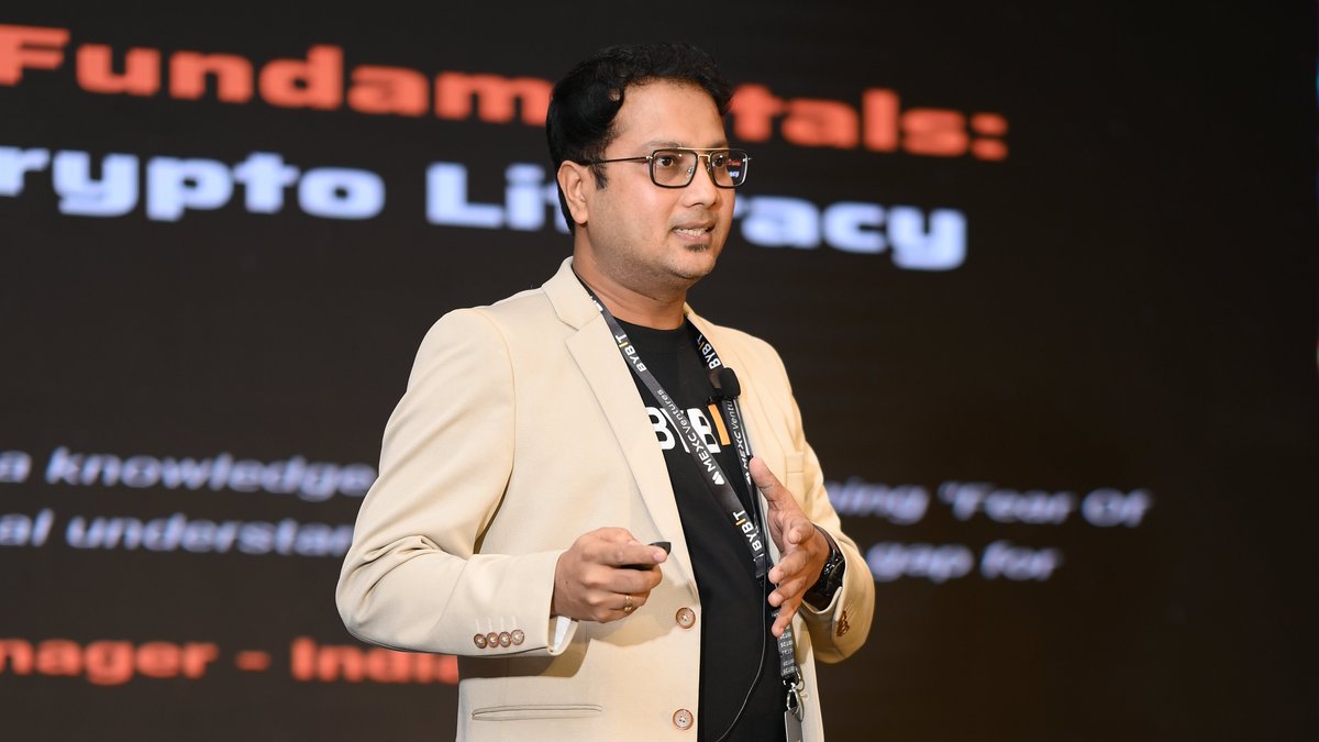 thesaqlaintweet's tweet photo. We just kicked off the India Blockchain Tour 2025 in Hyderabad and the energy was unreal! 🇮🇳💥
Builders, traders & students came together to power the future of Web3 with Bybit.
📍Next stop: Ahmedabad — get ready for the Web3 wave! 🌊
#IBT2025 #BybitEvents #ByBUIDLERs https://t.co/r6gi9Bvjkn