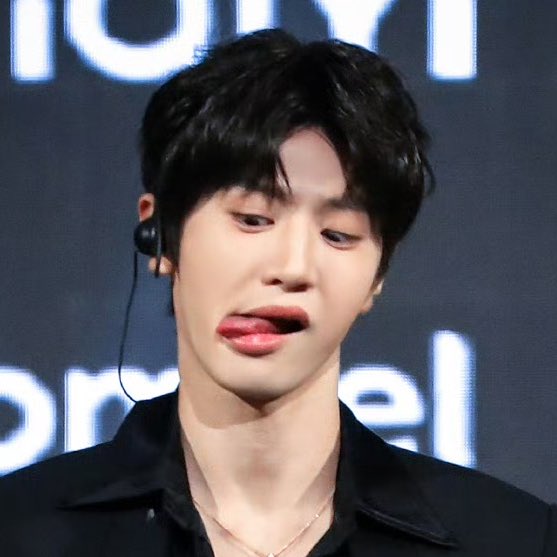 yortgu's tweet photo. 😏😬🥹🤪 

진짜 넘 기여미자나 

#陈哲远 #ChenZheyuan https://t.co/Oqg051DOmt