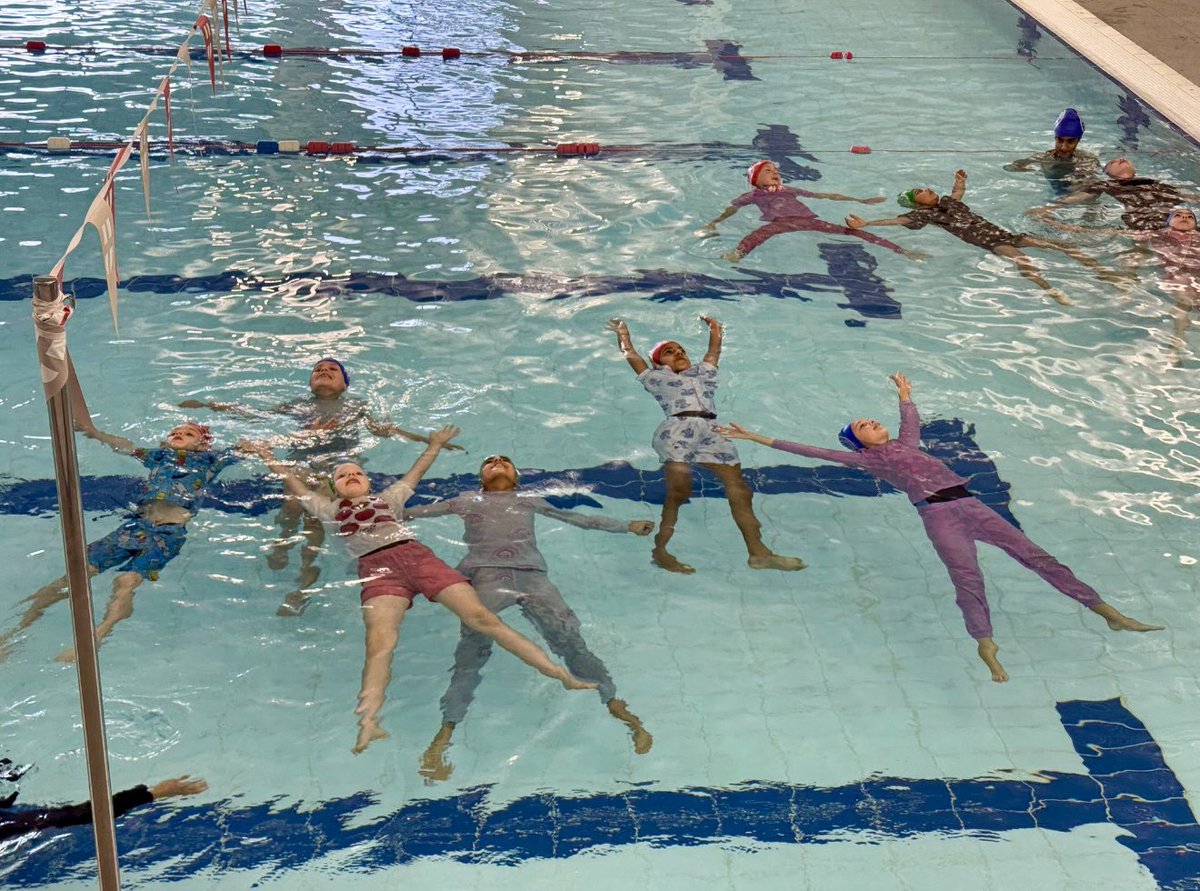 ☀️ As the end of the summer term approaches, the children have been soaking up the fun with swims, smiles, and learning all about water safety. A perfect splash into summer! 🏊🏼‍♀️🏊‍♂️ <a href="/UptonSports/">Upton House Sports</a> <a href="/UptonPrePrep/">Upton House Pre Prep</a> #UptonPrep #UptonSwimming